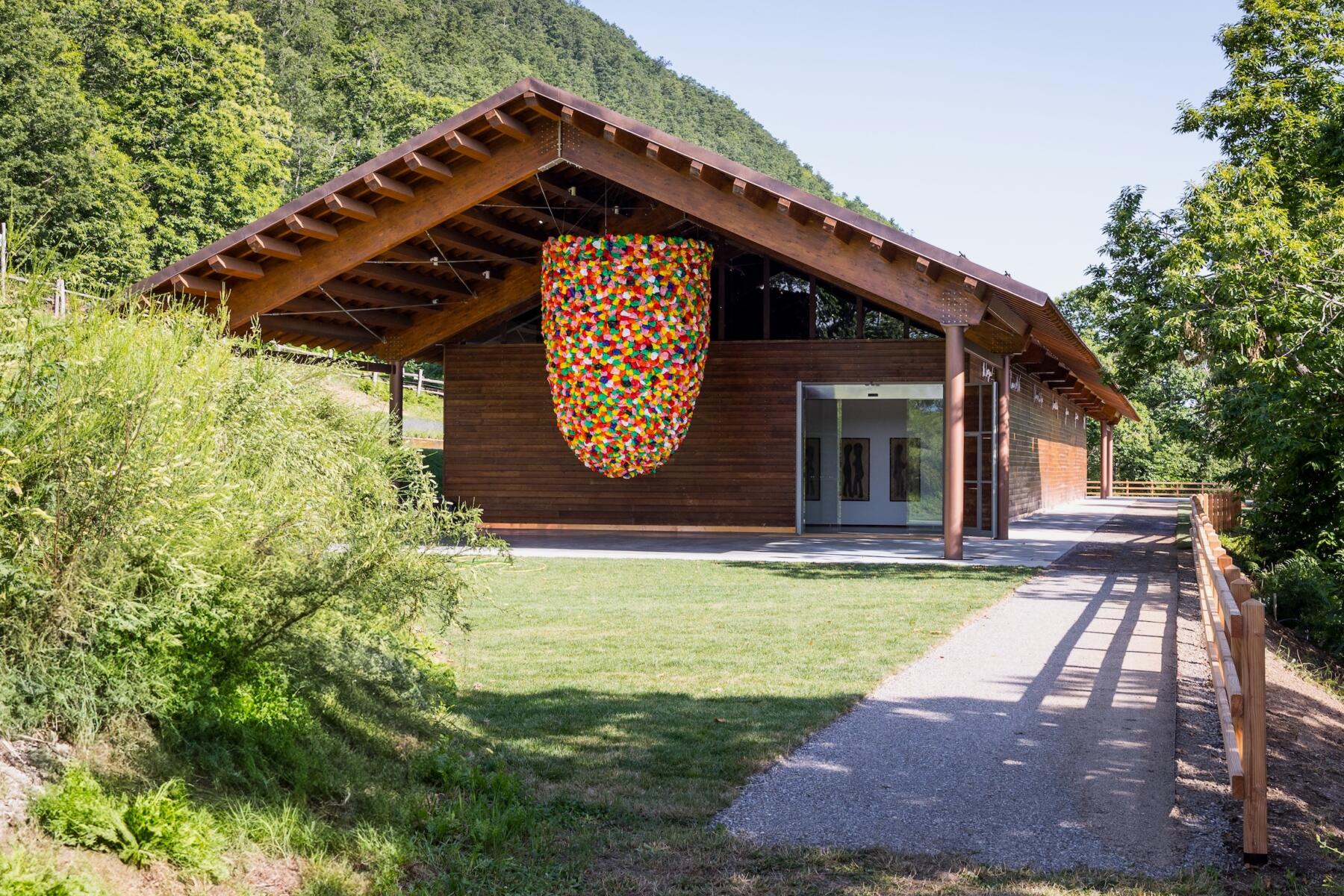 Courtesy of OCA - Oasi Dynamo_Pascale Marthine Tayou_Plastic bags_OCA Oasy Contemporary Art_©Mattia Marasco - Photo by namephotographer