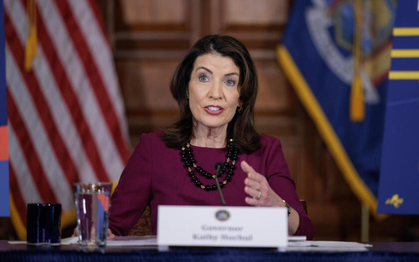 New York governatrice clima