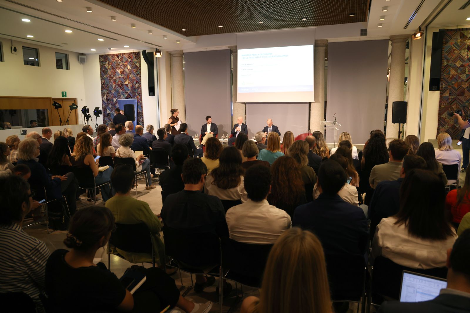 Presentazione Monitor Intesa Sanpaolo | ESGnews